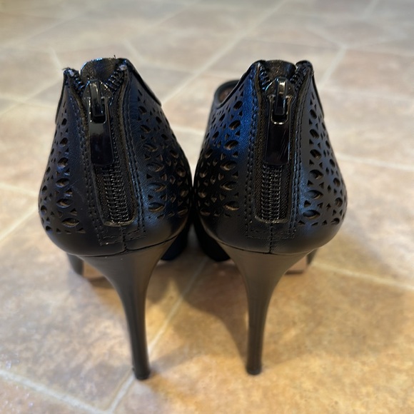 Ann Taylor Booties - Picture 2 of 6